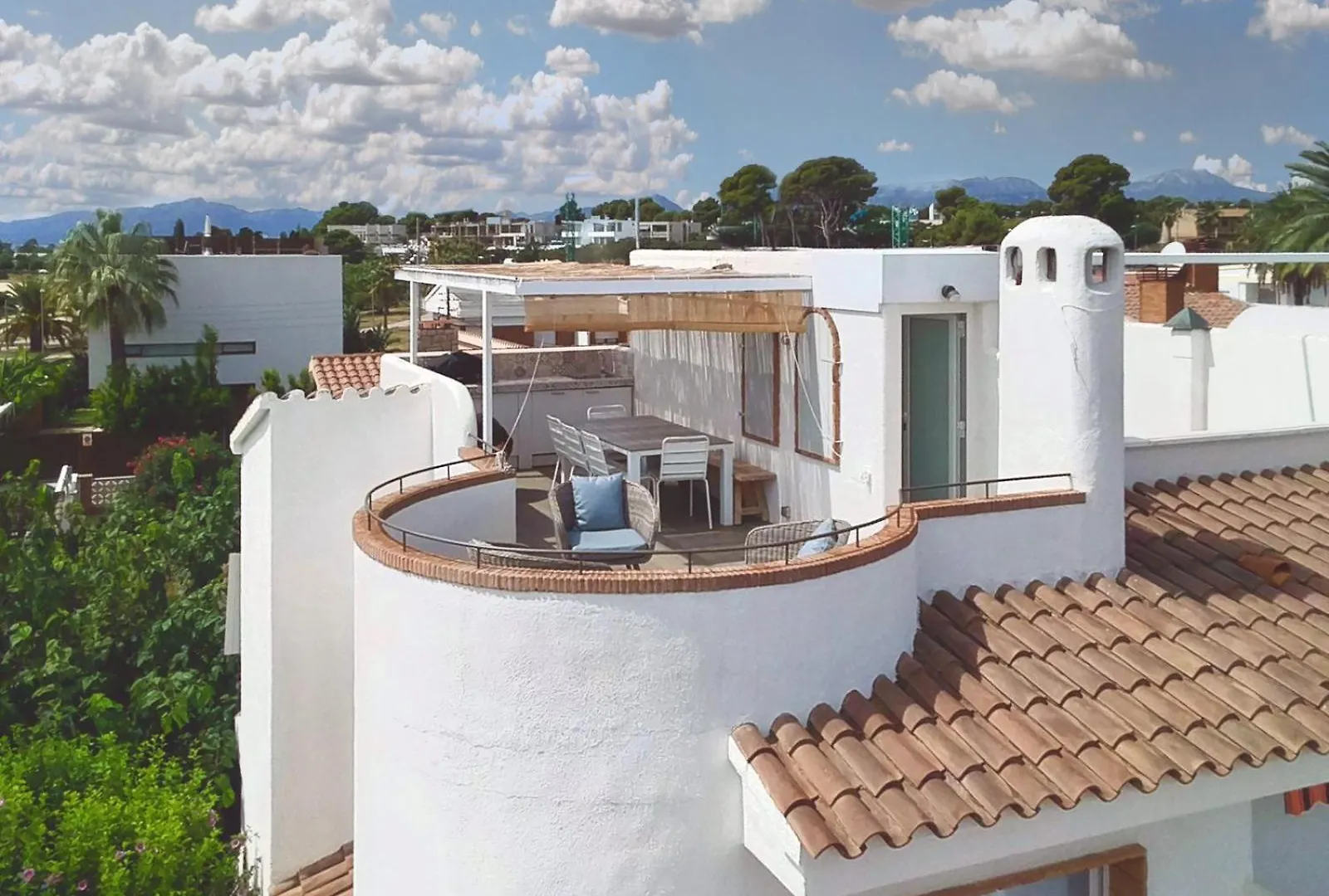 別荘 カンブリルス Casa Acacia Marヴィラ
