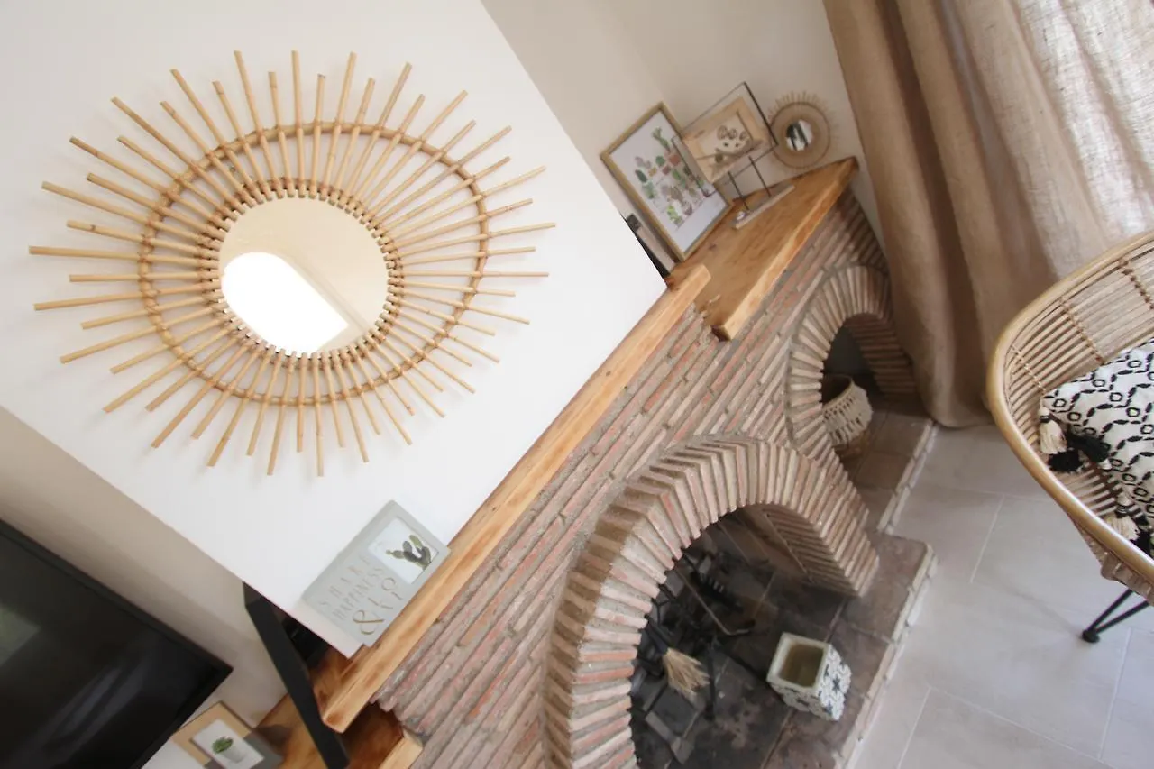 カンブリルス Casa Acacia Marヴィラ