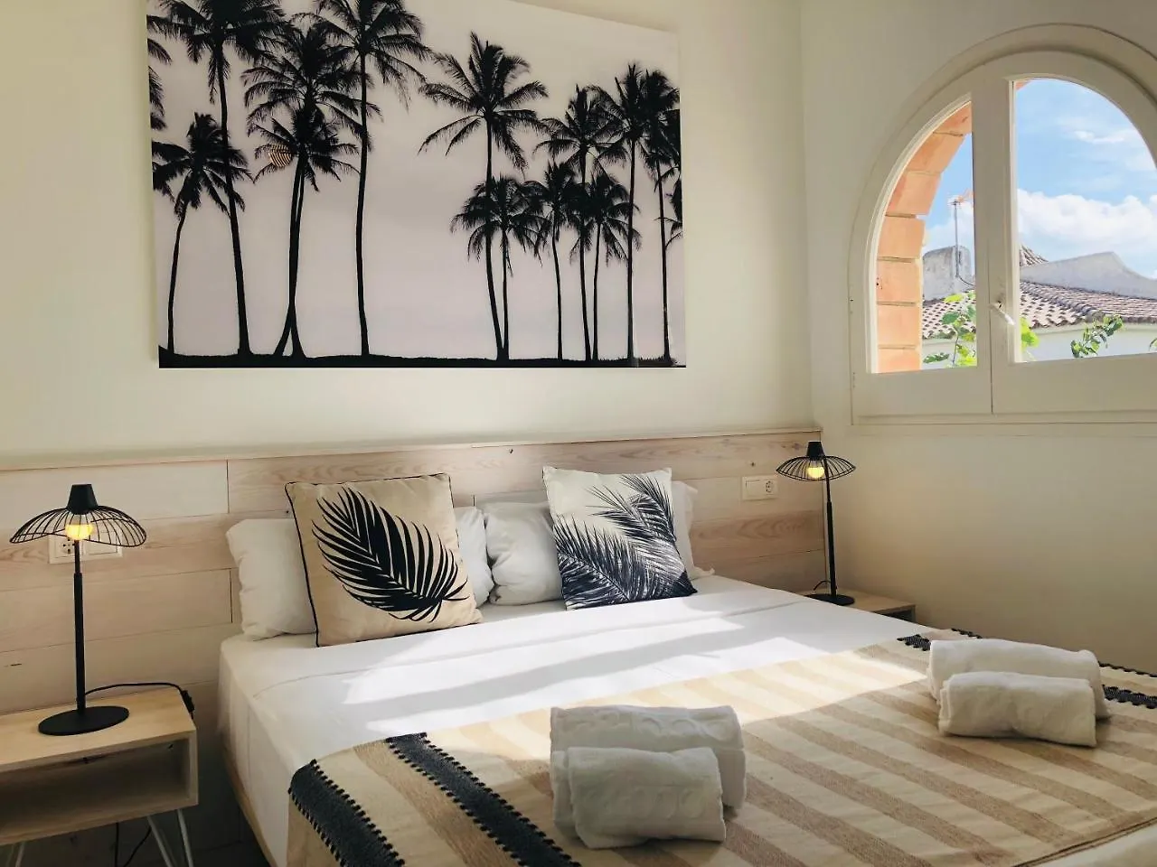 カンブリルス Casa Acacia Marヴィラ